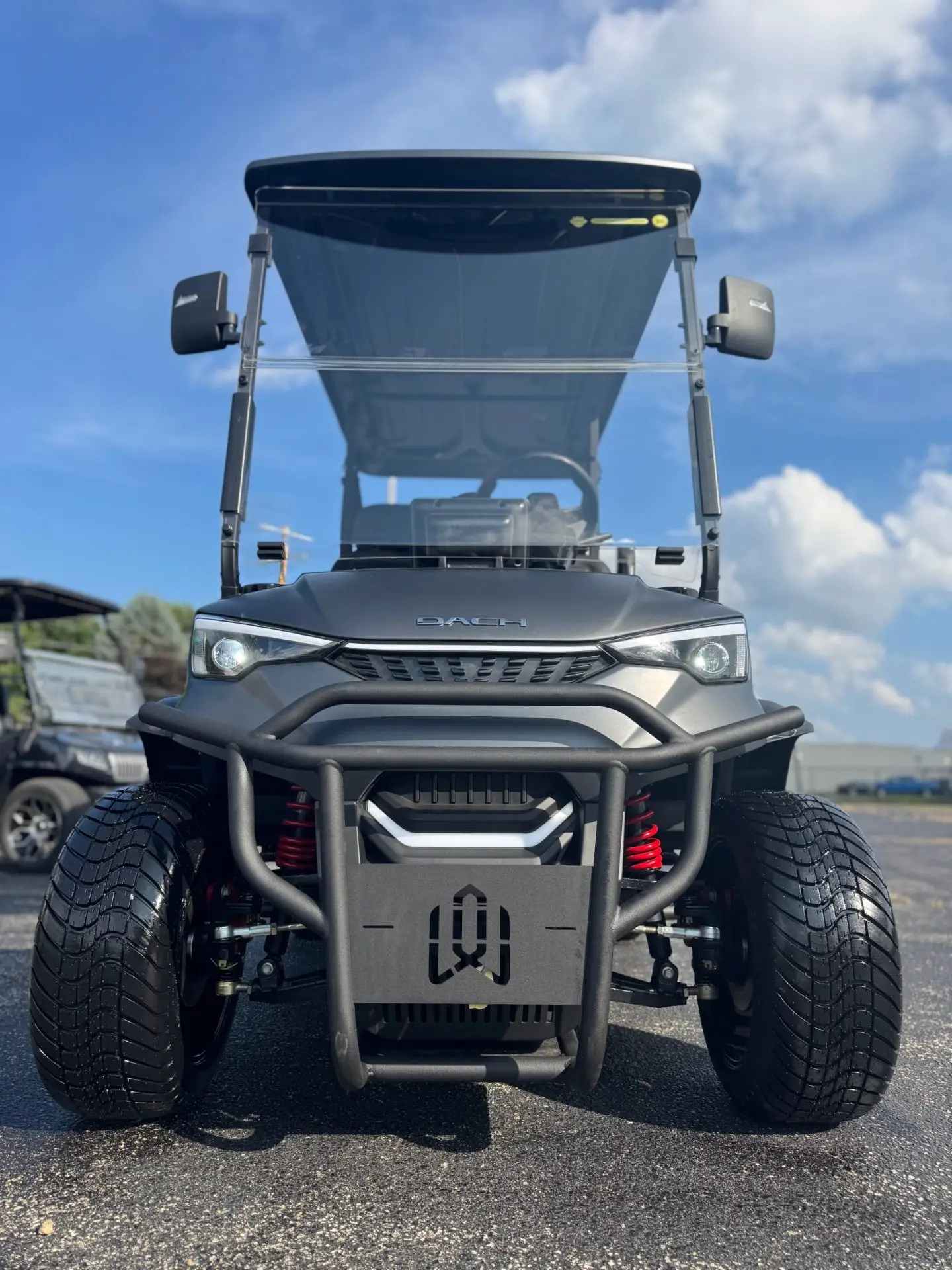 2025 dach falcon 2+2 hp lithium ion golf carts - Image 2